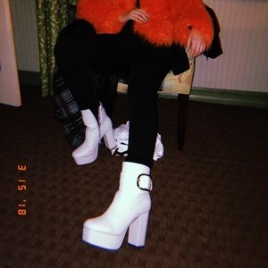 DOLLS KILL PLATFORM BOOTS